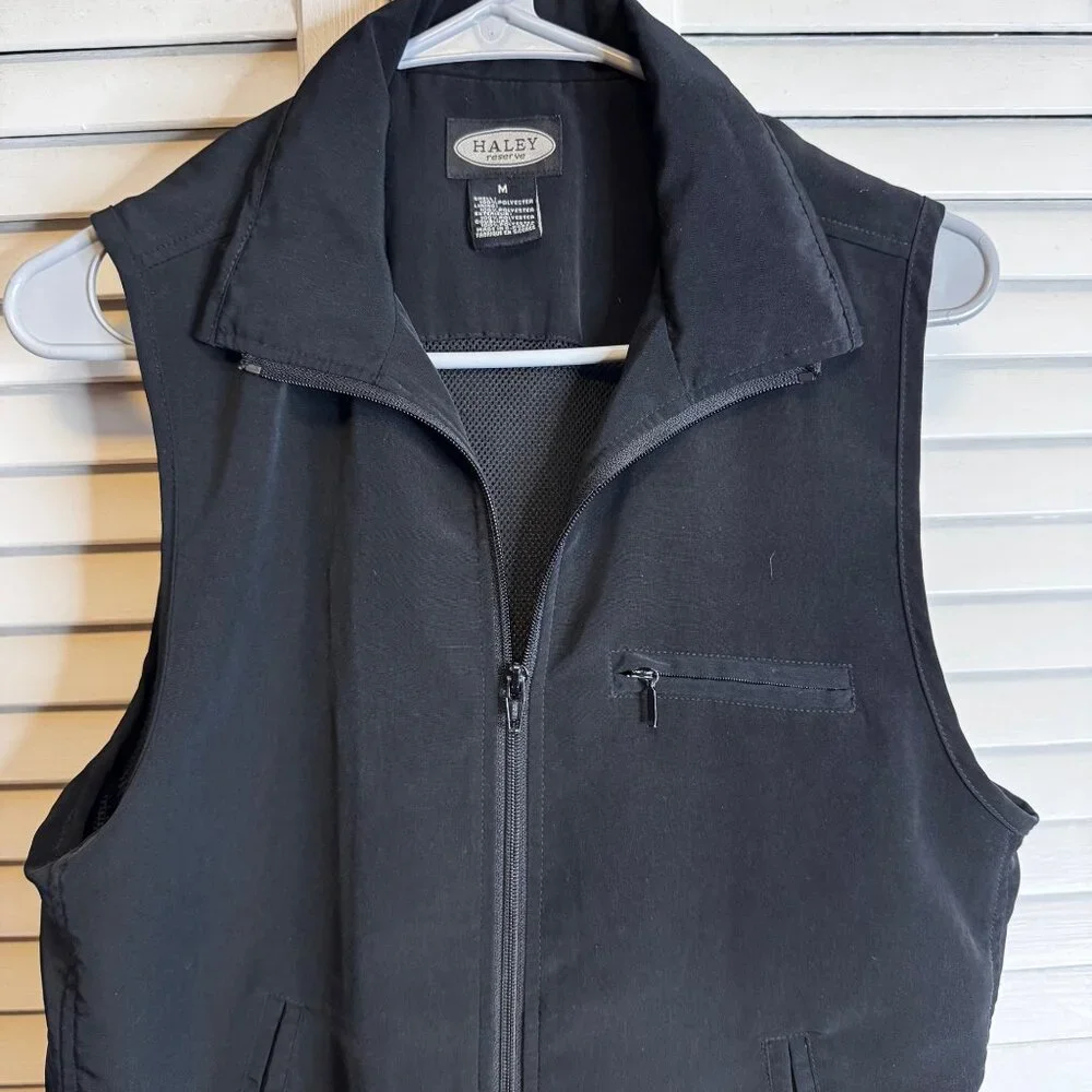 HALEY RESERVE WOMENS MEDIUM BLACK ZIP UP PERFORMANCE VEST GOLF GORPCORE SPORTY - Picture 2 of 8